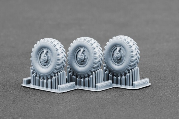 Набір коліс для УРАЛ-4320 &quot;ОI-25&quot; від Hobby Boss та ICM ScaleX WM 72016 детальное изображение Колёса Афтермаркет