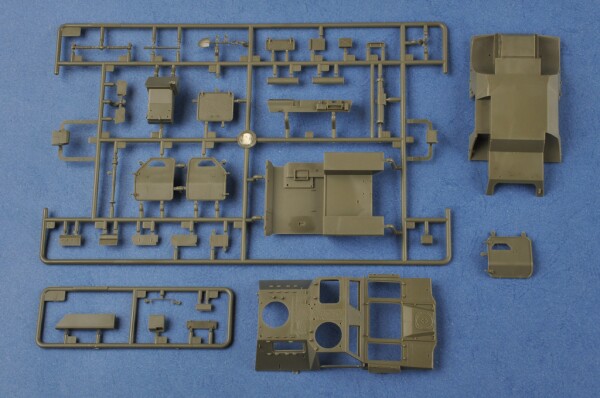 Збірна модель 1/35 Французький бронеавтомобіль VBL HobbyBoss 83876 детальное изображение Автомобили 1/35 Автомобили