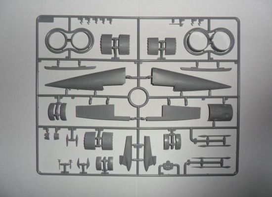 Збірна модель 1/48 Радянського літака-розвідника МіГ-25 ICM48904 детальное изображение Самолеты 1/48 Самолеты