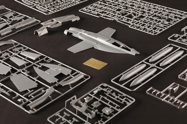 Збірна модель 1/48 Літак F/A-18F Super Hornet VFC-12 HobbyBoss 85819 детальное изображение Самолеты 1/48 Самолеты