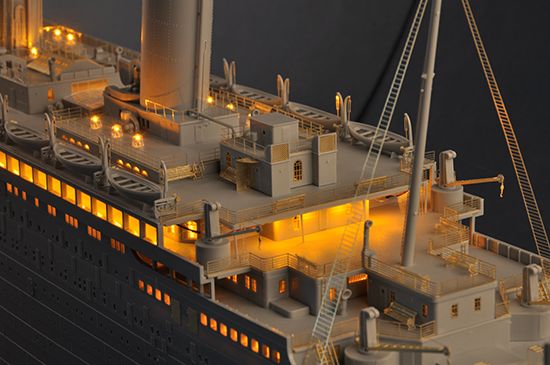Titanic （W/LED） детальное изображение Флот 1/200 Флот