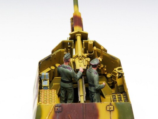 Збірна модель 1/35 Німецька САУ 39(H) 10.5cm LeFH18(Sf) auf Geschutzwagen Trumpeter 00353 детальное изображение Бронетехника 1/35 Бронетехника