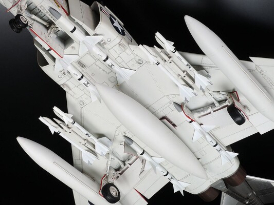 Збірна модель 1/32 Літак McDonnell F-4J Phantom II Tamiya 60306 детальное изображение Самолеты 1/32 Самолеты