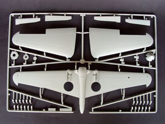 Сборная модель самолета Curtiss P-40B Warhawk детальное изображение Самолеты 1/32 Самолеты