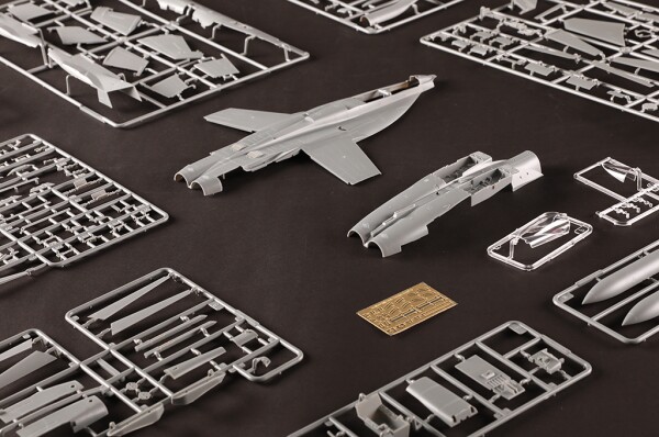 Збірна модель 1/48 Літак F/A-18E Super Hornet VFC-12 HobbyBoss 85818 детальное изображение Самолеты 1/48 Самолеты