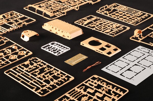 Збірна модель 1/35 Танк Pz.Kpfw.III Ausf.M HobbyBoss 84560 детальное изображение Бронетехника 1/35 Бронетехника