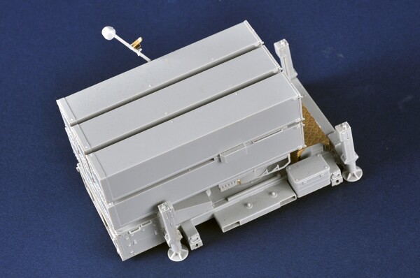 Сборная модель 1/35 Передвижной ЗРК Насамс Трумпетер 01096 детальное изображение Зенитно ракетный комплекс Военная техника
