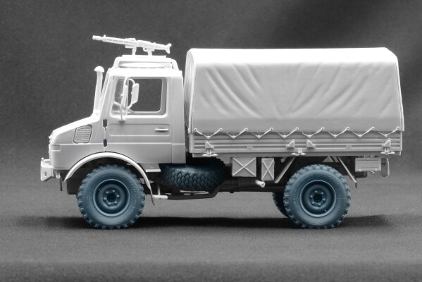 Набір коліс (з деформацією) для Unimog U1300L MPT 80 від Revell ScaleX WM-35046W детальное изображение Колёса Афтермаркет