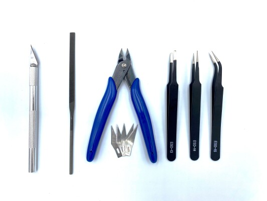 Tool set (nippers, tweezers, needle file, knife, case) детальное изображение Разное Инструменты