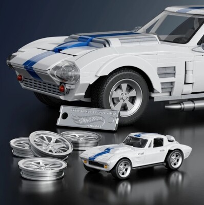 Коллекционная машинка-конструктор Mattel Brick Shop Hot Wheels Elite Corvette Grand Sport (JGR31) детальное изображение Hot Wheels 