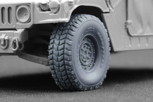 Набор колес универсальный (с деформацией) для HMMWV MT 24-bolt ScaleX WM 35003S детальное изображение Колёса Афтермаркет