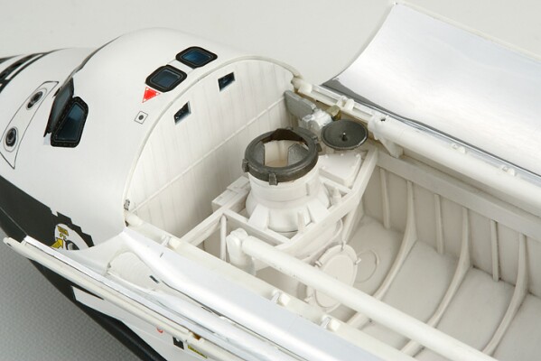 Збірна модель 1/100 Космічний шатл "Атлантіс" Tamiya 60402 детальное изображение Космос 