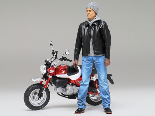 Збірна модель 1/12 Фігура Мотоцикліст Tamiya 14137 детальное изображение Фигуры 1/12 Фигуры