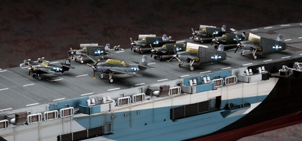 Збірна модель 1/350 Авіаносець ВМС США супроводу USS Gambier Bay (CVE-73) Hasegawa 40027 детальное изображение Флот 1/350 Флот