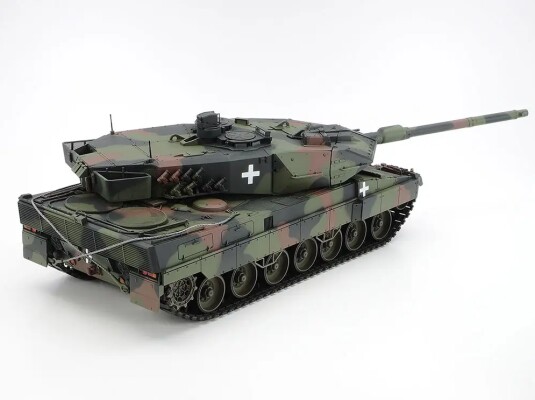 Scale model 1/35 Leopard tank 2 A6 Ukraine Tamiya 25207 + Set of acrylic paints NATO COLORS 3G детальное изображение Комплекты 