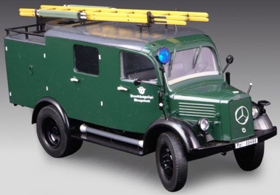 Німецький легкий пожежний автомобіль 2 Світової війни / L1500S LF 8 детальное изображение Автомобили 1/35 Автомобили