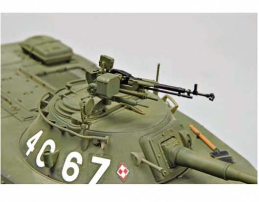 Сборная модель польского танка PT-76B Amphibious Tank детальное изображение Бронетехника 1/35 Бронетехника