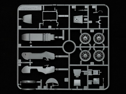 Збірна модель 1/35 Німецький мотоцикл KS600 з коляскою Tamiya 35384 детальное изображение Мотоцикл Военная техника