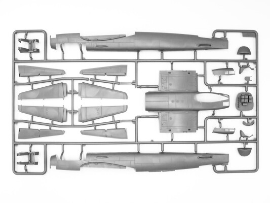 Сборная модель 1/48 Истребитель Ju 88A-4 с немецким наземным персоналом и торпедными тележками детальное изображение Самолеты 1/48 Самолеты