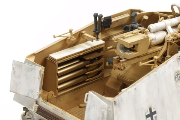 Збірна модель 1/35 Німецький істребитель танков NASHORN Tamiya 3535 детальное изображение Бронетехника 1/35 Бронетехника