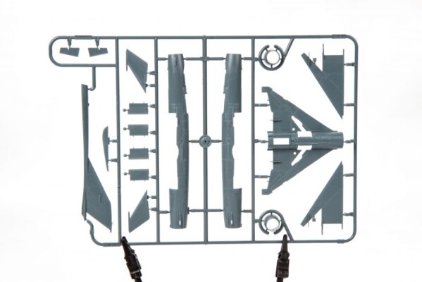 Збірна модель 1/72 Винищувач МіГ-21 MФ Eduard 7469 детальное изображение Самолеты 1/72 Самолеты