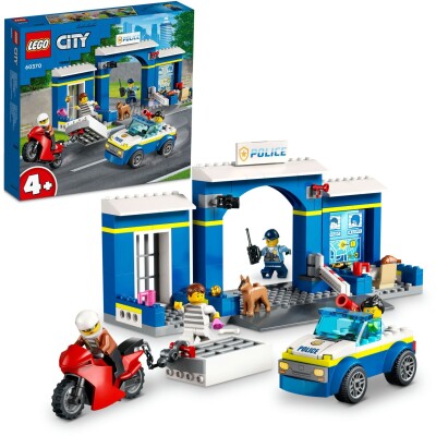 Конструктор LEGO City Преследование на полицейском участке 60370 детальное изображение City Lego