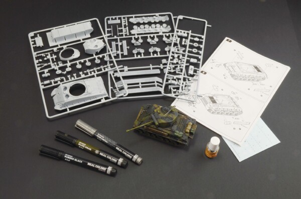 Збірна модель 1/56 Танк Sherman M4A3E8 Fury - Стартовий набір - просте фарбування Italeri 75001 детальное изображение Бронетехника 1/56 Бронетехника