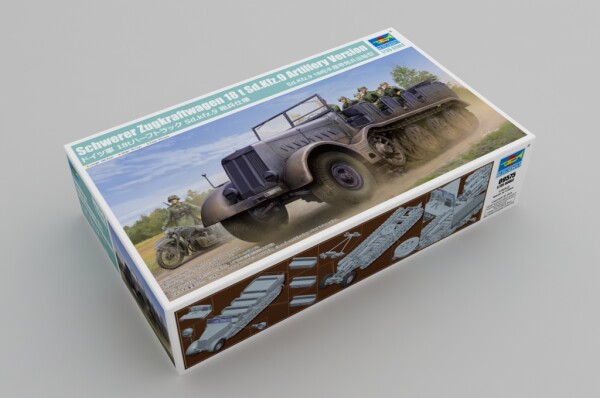 Збірна модель 1/35 Sd.Kfz.9 18-тонний напівгусеничний артилерійський транспорт Trumpeter 09575 детальное изображение Автомобили 1/35 Автомобили