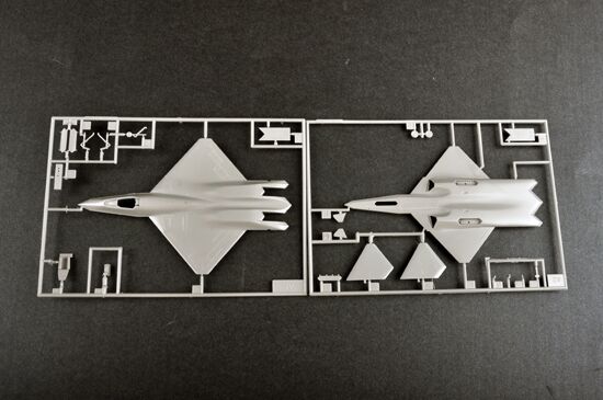 Сборная модель самолета U.S.A.YF-23 детальное изображение Самолеты 1/144 Самолеты