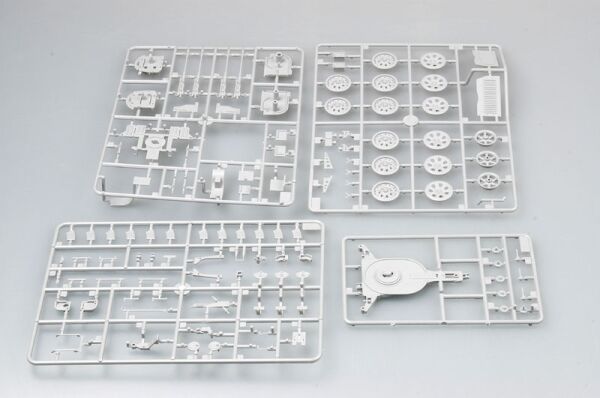 Сборная модель 1/35 Зенитная установка 2см Flakvierling 38 на самоходном орудии (Sd.Kfz.7/1 поз.вер) детальное изображение Артиллерия 1/35 Артиллерия