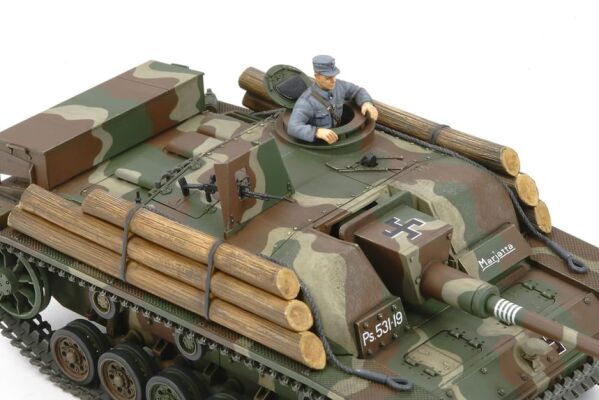 Сборная модель 1/35 Немецкая Самоходно-артиллерийская установка STUG III G FINLAND Тамия 35310 детальное изображение Бронетехника 1/35 Бронетехника