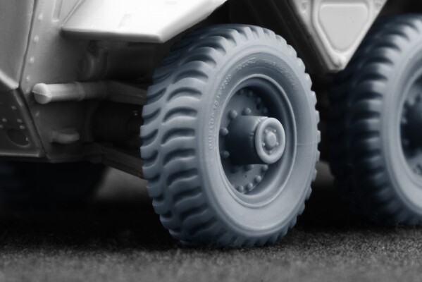 Набір коліс (з деформацією) TRAK GRIP 12.00-20 для FV-603 Saracen від ACE ScaleX WM-72015W детальное изображение Колёса Афтермаркет
