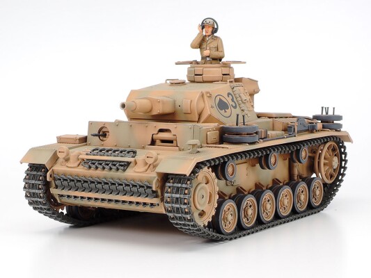 Scale model 1/35 German tank Pz.Kpfw.III Ausf.N Tamiya 35290 детальное изображение Бронетехника 1/35 Бронетехника