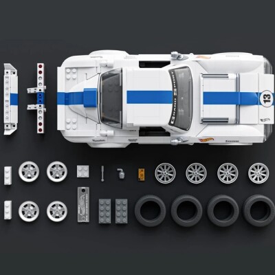 Коллекционная машинка-конструктор Mattel Brick Shop Hot Wheels Elite Corvette Grand Sport (JGR31) детальное изображение Hot Wheels 