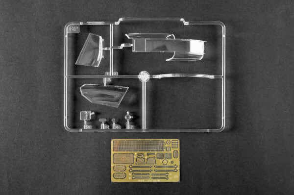 Збірна модель 1/35 Вертоліт AH-1W "Super Cobra" (пізніша версія) Trumpeter 05117 детальное изображение Вертолеты 1/35 Вертолеты