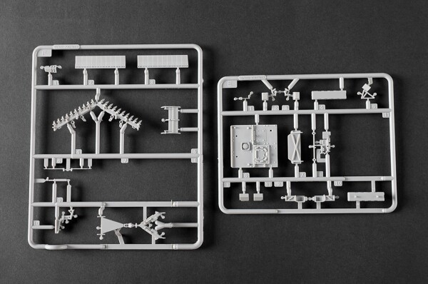 Збірна модель 1/72 Інженерна машина Страйкер M1132 з тралом для розмінування SMP Trumpeter 07427 детальное изображение Бронетехника 1/72 Бронетехника