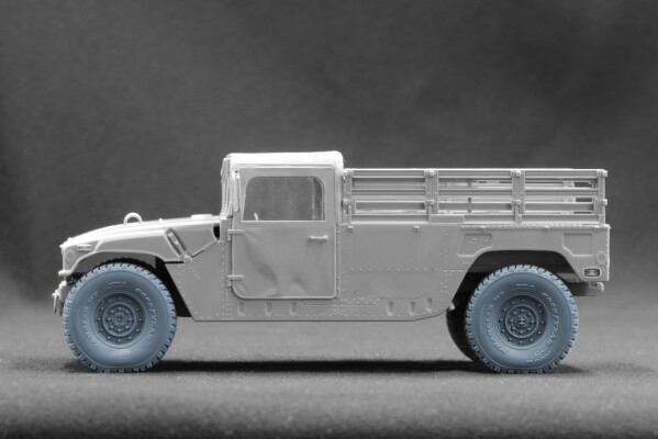 Набор колес универсальный (с деформацией) для HMMWV MT 12-bolt ScaleX WM 35004S детальное изображение Колёса Афтермаркет