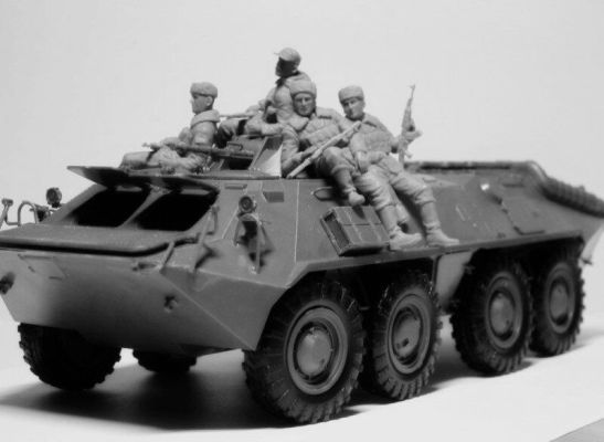 Советские десантники на бронетехнике (1979-1991), (4 фигуры) детальное изображение Фигуры 1/35 Фигуры