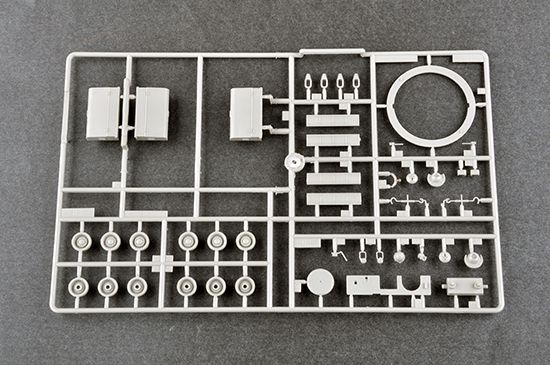 Збірна модель важкого танка КВ-9 детальное изображение Бронетехника 1/35 Бронетехника