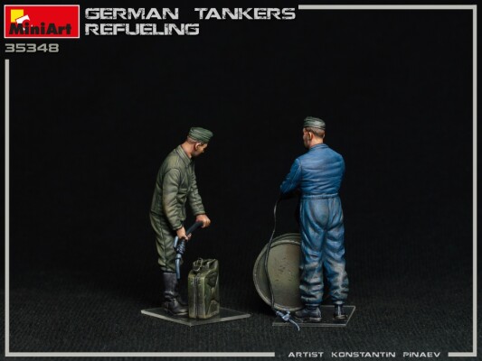 Scale model 1/35 Figures German tank crew refueling MiniArt 35348 детальное изображение Фигуры 1/35 Фигуры