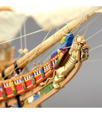 1/65 VASA SWEDISH WARSHIP 1626 WITH FIGURINES детальное изображение Корабли Модели из дерева