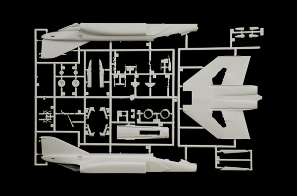 Збірна модель 1/72 Літак F-4E/F Phantom II Italeri 1448 детальное изображение Самолеты 1/72 Самолеты