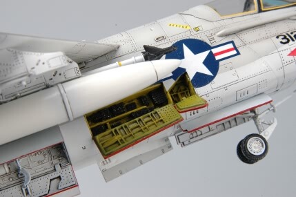 Збірна модель 1/72 Літак A-7 Corsair II HobbyBoss 87201 детальное изображение Самолеты 1/72 Самолеты