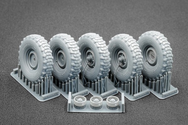 Набор колес (с деформацией) для Унимог 404 11.0 R20 от Revell, AK-Interactive, ICM ScaleX WM 35023S детальное изображение Колёса Афтермаркет