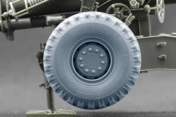 Набір коліс для гаубиці M1/M114 сучасний варіант (звичайні та деформовані) від Bronco, Italeri ScaleX WW-35020C детальное изображение Колёса Афтермаркет