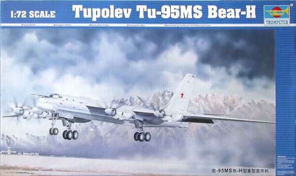Збірна модель 1/72 Радянський бомбардувальник Tupolev Tu-95MS Bear-H Trumpeter 01601 детальное изображение Самолеты 1/72 Самолеты