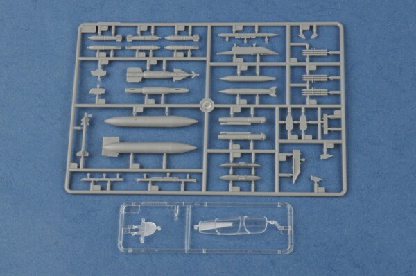 Збірна модель 1/72 Винищувач-бомбардувальник Jaguar E HobbyBoss 87259 детальное изображение Самолеты 1/72 Самолеты