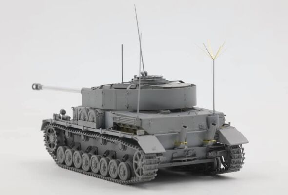 Збірна модель 1/35 німецький танк Панцир IV J Beob.Wg.IV Border Model BT-006 детальное изображение Бронетехника 1/35 Бронетехника