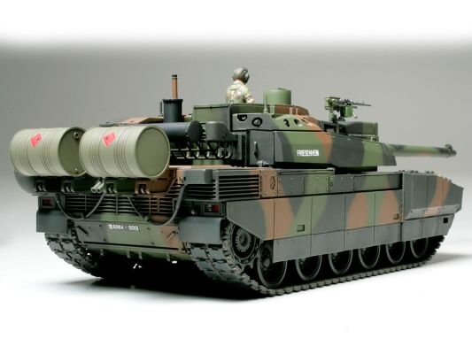 Scale model 1/35 French Tank Leclerc SERIES 2 Tamiya 35362 детальное изображение Бронетехника 1/35 Бронетехника