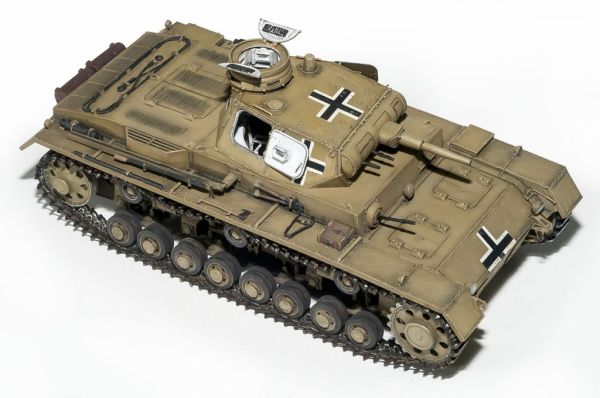 Танк Pz. Kpfw. III Ausf. C детальное изображение Бронетехника 1/35 Бронетехника